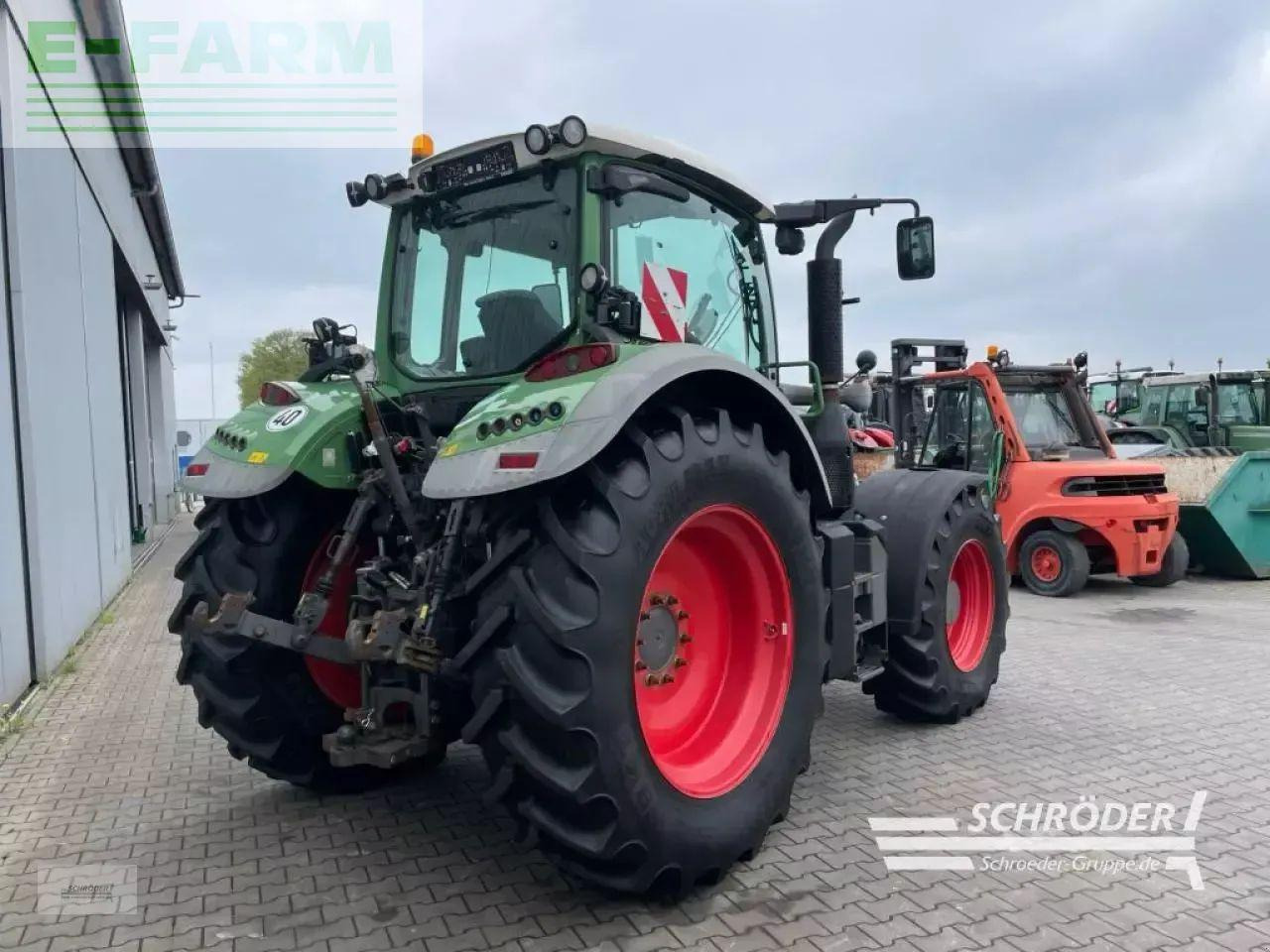 Fendt 724 vario scr profi Profi - Tractor: foto 3 Fendt 724 vario scr profi Profi - Tractor: foto 3