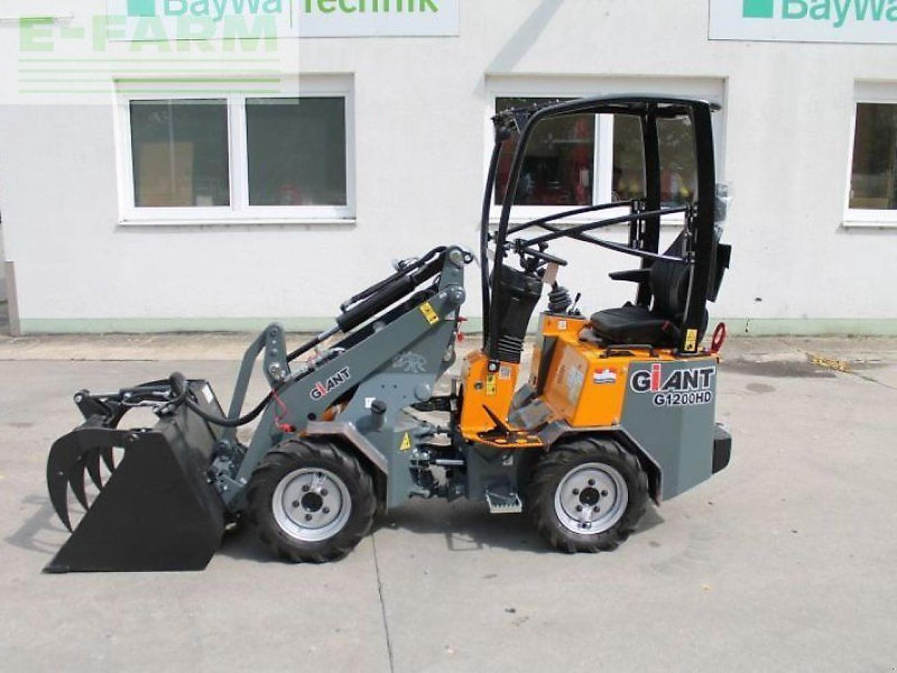 Giant g 1200 - Miniexcavadora: foto 2 Giant g 1200 - Miniexcavadora: foto 2