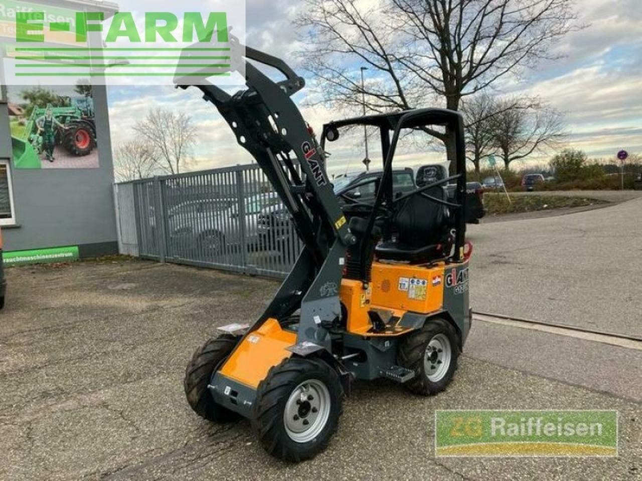 Giant g1200 - Miniexcavadora: foto 3 Giant g1200 - Miniexcavadora: foto 3