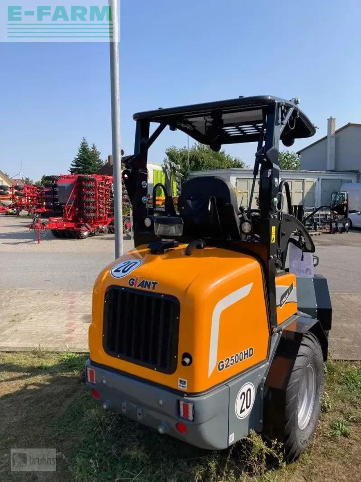 Giant g2500 hd - Miniexcavadora: foto 5 Giant g2500 hd - Miniexcavadora: foto 5