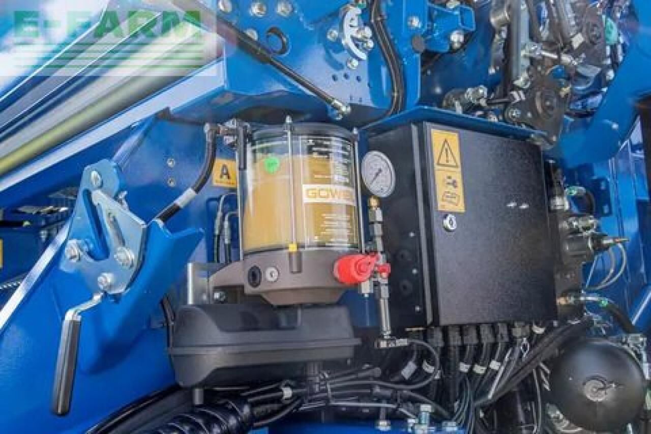 Göweil göweil g1 f125 - Empacadora de pacas cuadradas: foto 4 Göweil göweil g1 f125 - Empacadora de pacas cuadradas: foto 4