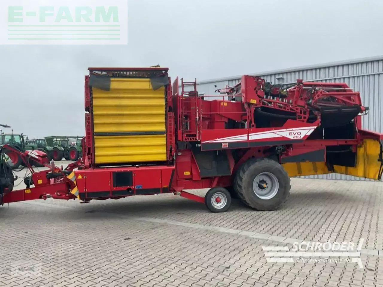 Grimme evo 280 - Arrancadora de patatas: foto 1 Grimme evo 280 - Arrancadora de patatas: foto 1