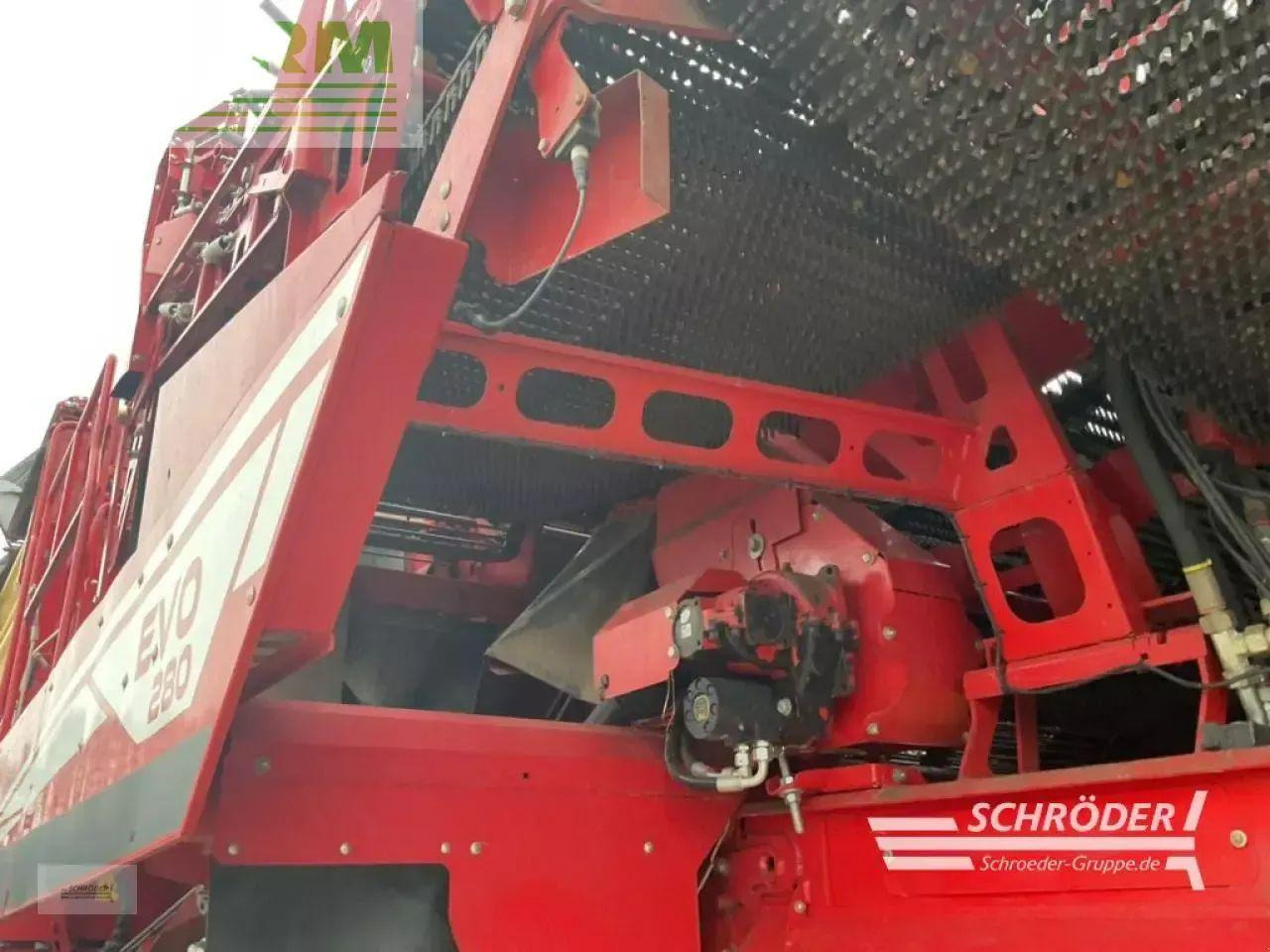 Grimme evo 280 - Arrancadora de patatas: foto 4 Grimme evo 280 - Arrancadora de patatas: foto 4