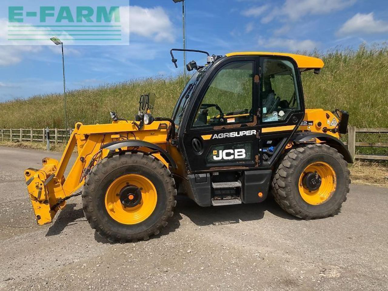 JCB 532-70 agri super 6 speed - Manipulador telescópico: foto 2 JCB 532-70 agri super 6 speed - Manipulador telescópico: foto 2