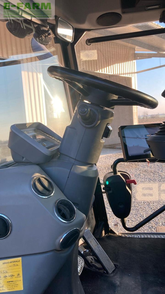 Tractor JCB Fastrac 4220: foto 21