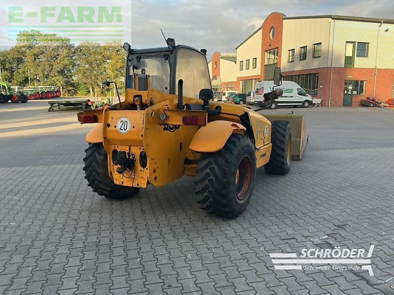 JCB slp 530-70 + palettengabel & schaufel - Manipulador telescópico: foto 5 JCB slp 530-70 + palettengabel & schaufel - Manipulador telescópico: foto 5