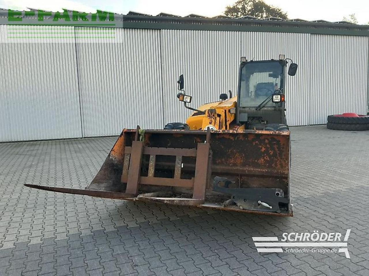 JCB slp 530-70 + palettengabel & schaufel - Manipulador telescópico: foto 2 JCB slp 530-70 + palettengabel & schaufel - Manipulador telescópico: foto 2