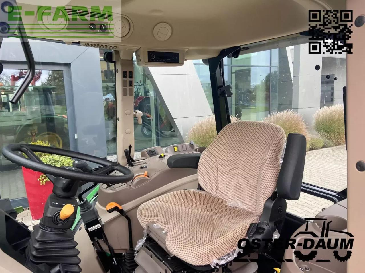 John Deere 5058e - Tractor: foto 4 John Deere 5058e - Tractor: foto 4