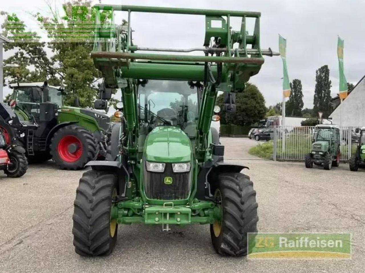 John Deere 5090 r - Tractor: foto 1 John Deere 5090 r - Tractor: foto 1