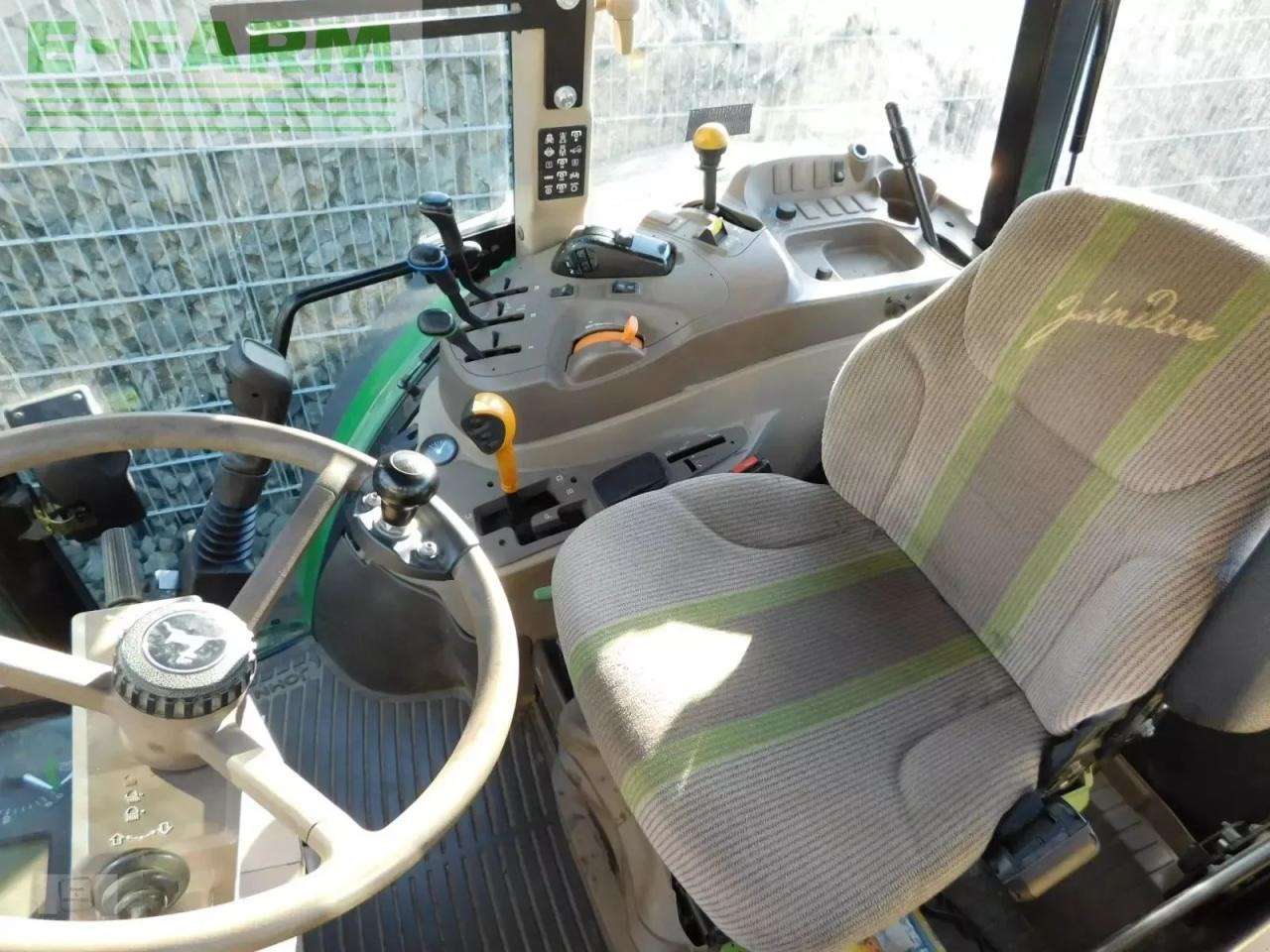 John Deere 5100r - Tractor: foto 5 John Deere 5100r - Tractor: foto 5