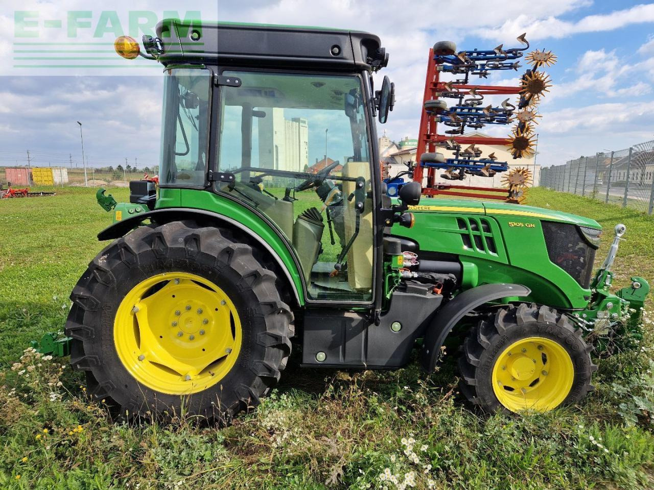 John Deere 5105GN - Tractor: foto 5 John Deere 5105GN - Tractor: foto 5