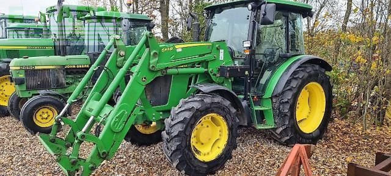 John Deere 5115m - Tractor: foto 1 John Deere 5115m - Tractor: foto 1