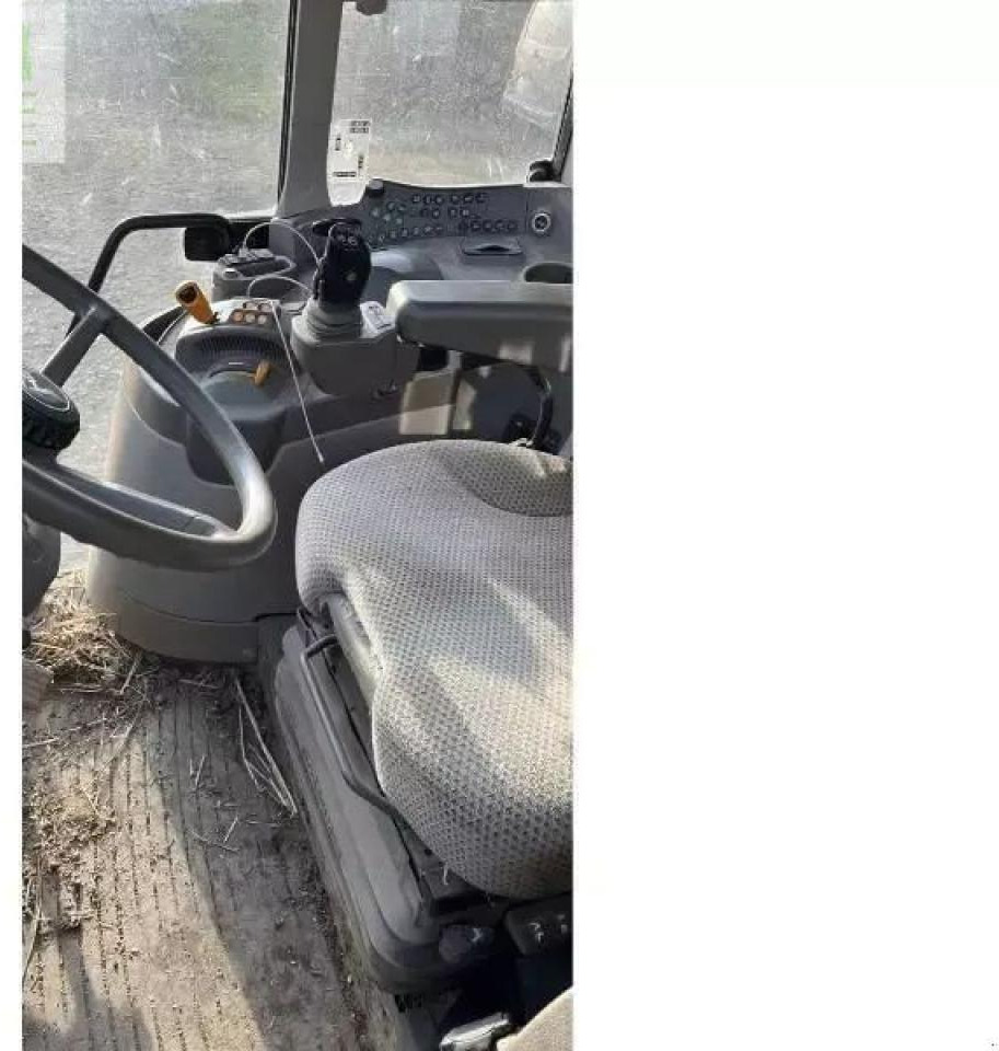 Tractor John Deere 6110m: foto 6