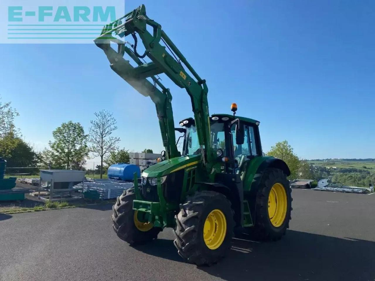 John Deere 6110m command quad - Tractor: foto 1 John Deere 6110m command quad - Tractor: foto 1