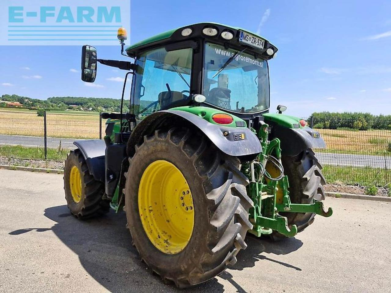 John Deere 6110r - Tractor: foto 4 John Deere 6110r - Tractor: foto 4