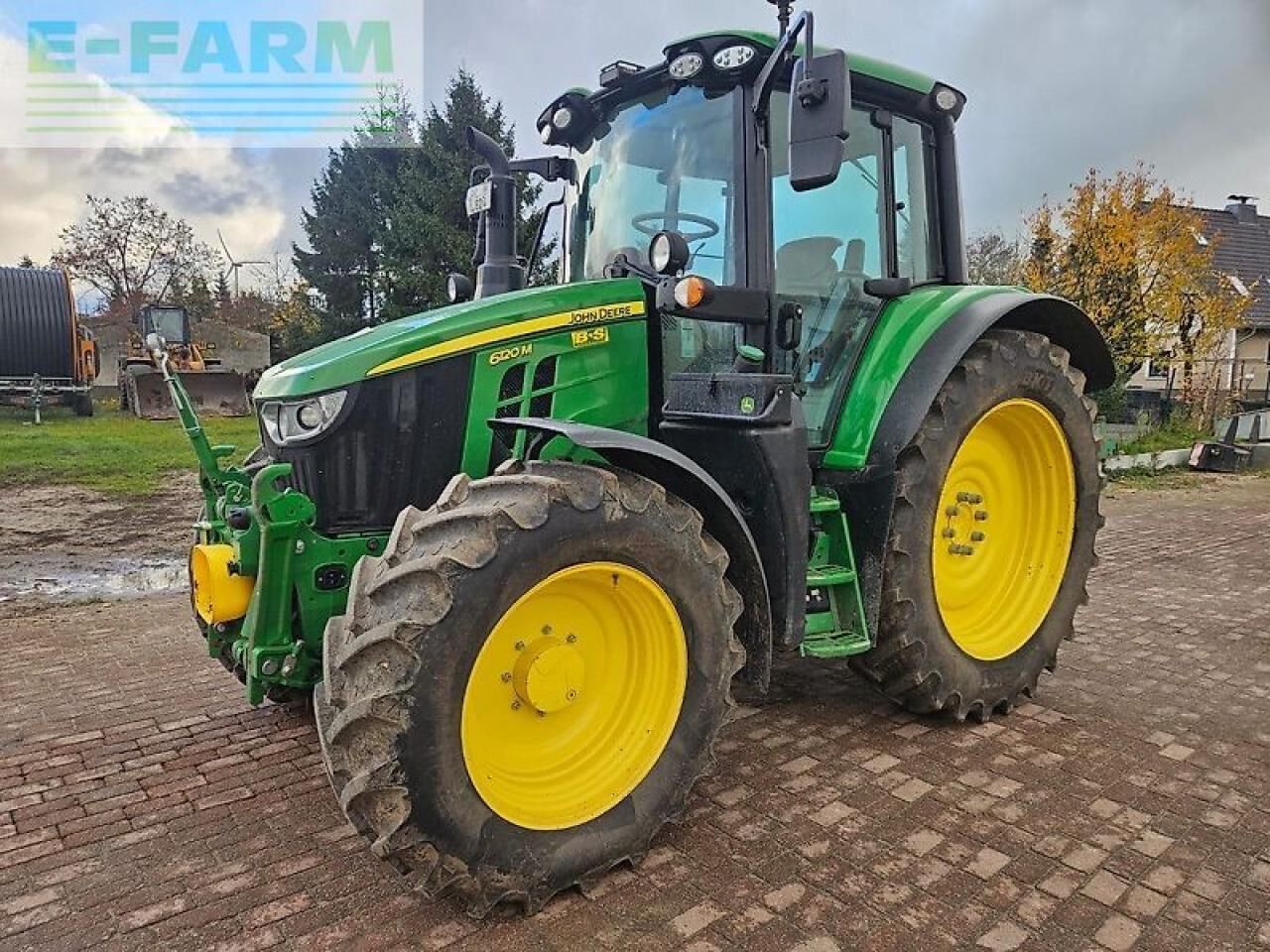 John Deere 6120m - Tractor: foto 1 John Deere 6120m - Tractor: foto 1