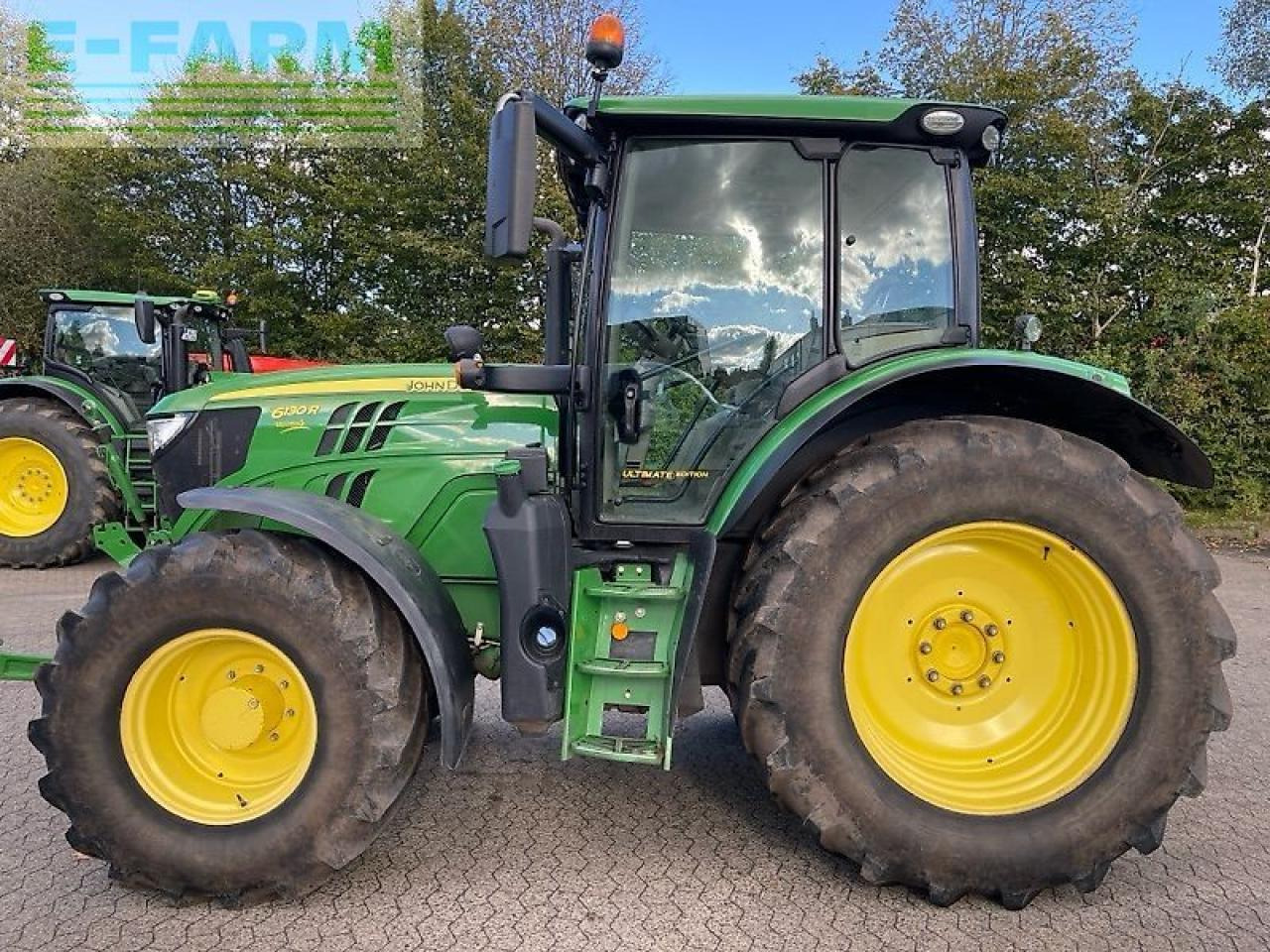 John Deere 6130 r - Tractor: foto 2 John Deere 6130 r - Tractor: foto 2
