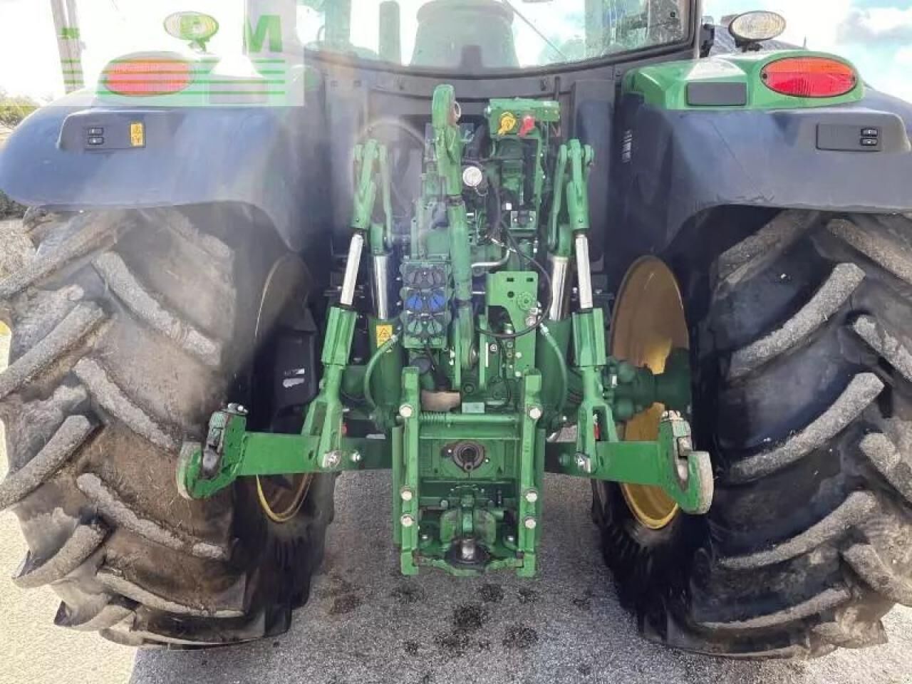John Deere 6135r - Tractor: foto 5 John Deere 6135r - Tractor: foto 5