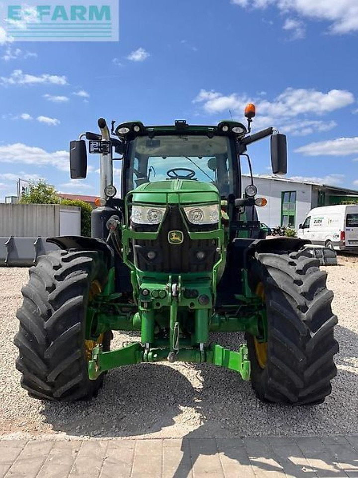 John Deere 6155r - Tractor: foto 1 John Deere 6155r - Tractor: foto 1