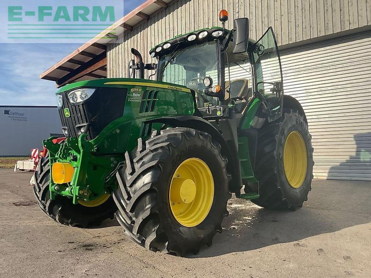 John Deere 6175 r - Tractor: foto 2 John Deere 6175 r - Tractor: foto 2