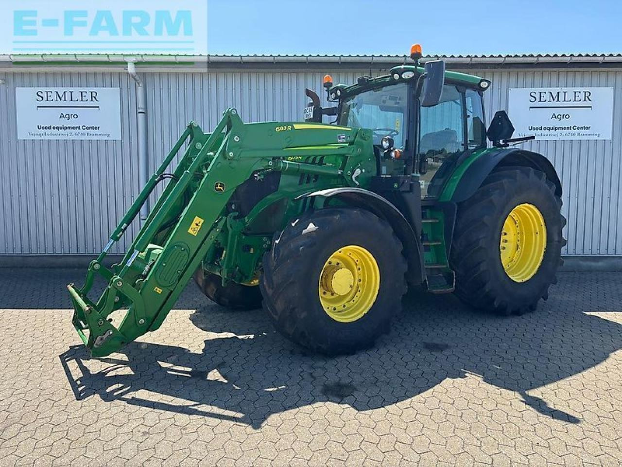 John Deere 6175r - Tractor: foto 1 John Deere 6175r - Tractor: foto 1