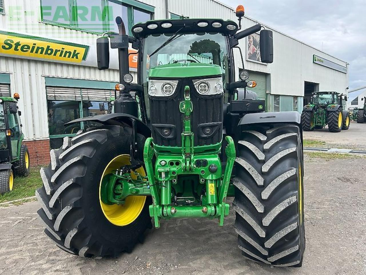 John Deere 6175r - Tractor: foto 2 John Deere 6175r - Tractor: foto 2