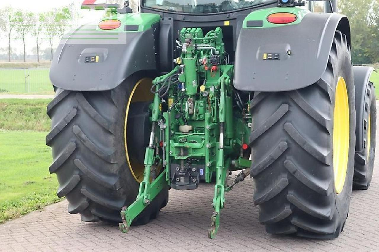 John Deere 6175r traktor - Tractor: foto 4 John Deere 6175r traktor - Tractor: foto 4