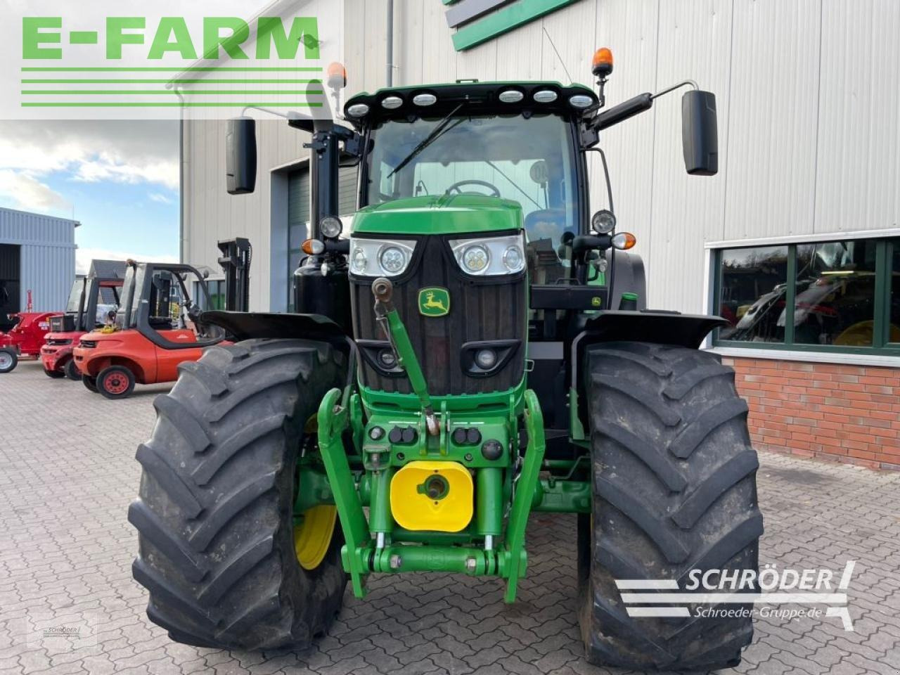 John Deere 6215 r ultimate - Tractor: foto 5 John Deere 6215 r ultimate - Tractor: foto 5