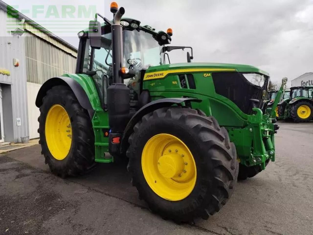 John Deere 6m 155 - Tractor: foto 2 John Deere 6m 155 - Tractor: foto 2
