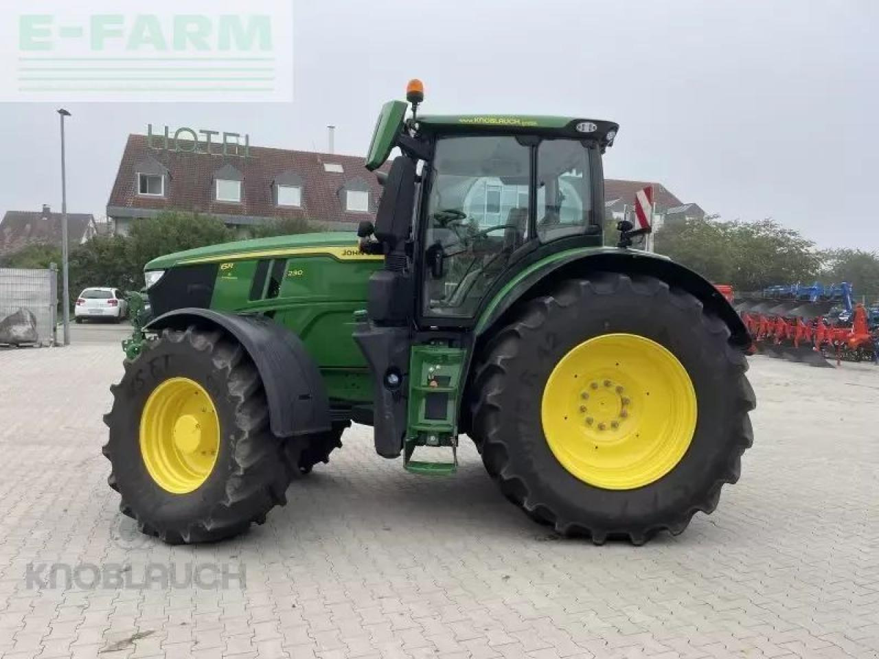 John Deere 6r 230 - Tractor: foto 4 John Deere 6r 230 - Tractor: foto 4