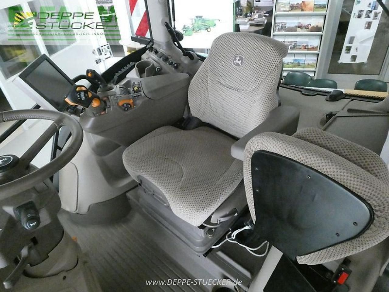 Tractor John Deere 6r 250: foto 12 Tractor John Deere 6r 250: foto 12