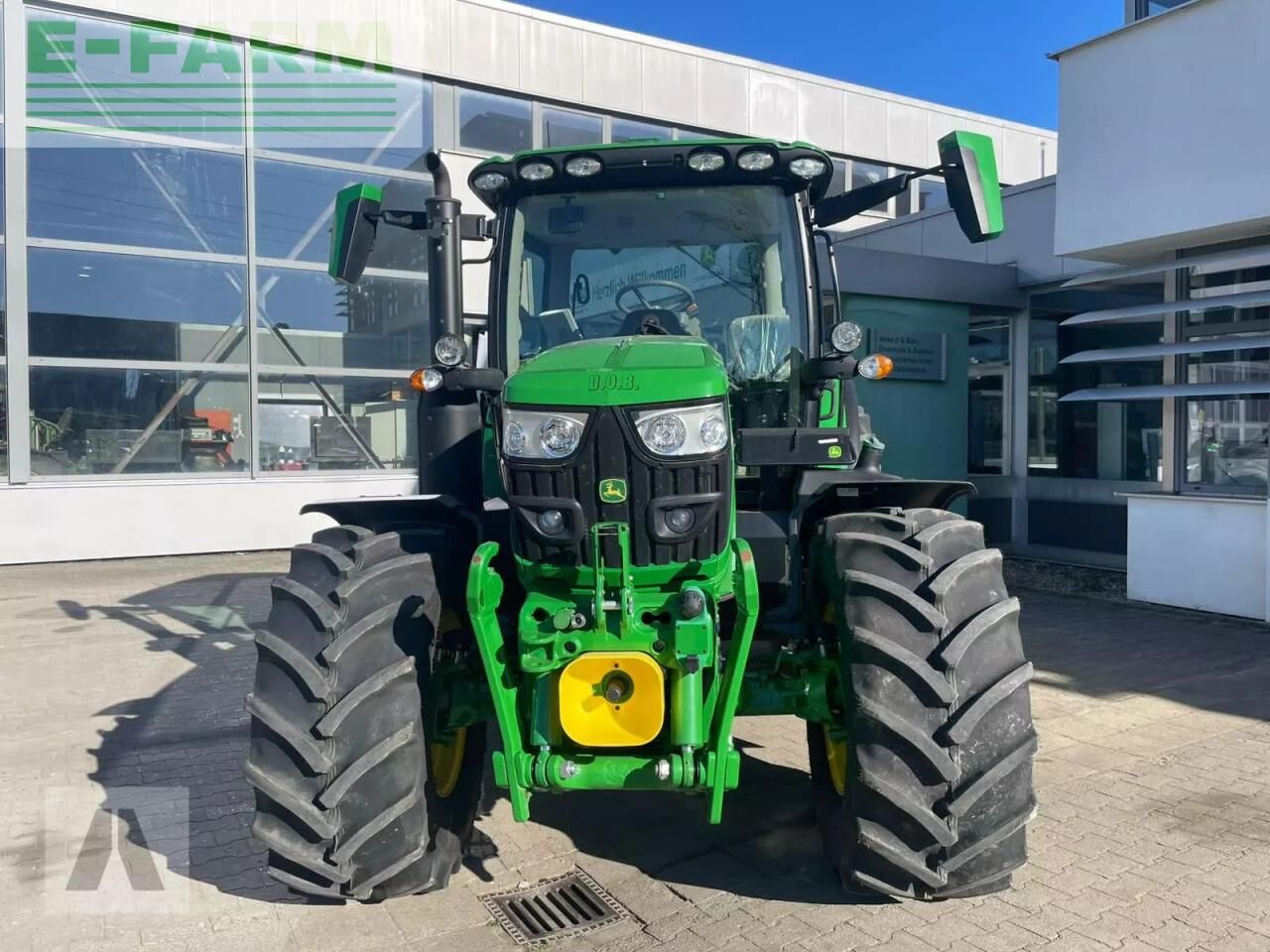 John Deere 6r130 6r 130 - Tractor: foto 2 John Deere 6r130 6r 130 - Tractor: foto 2