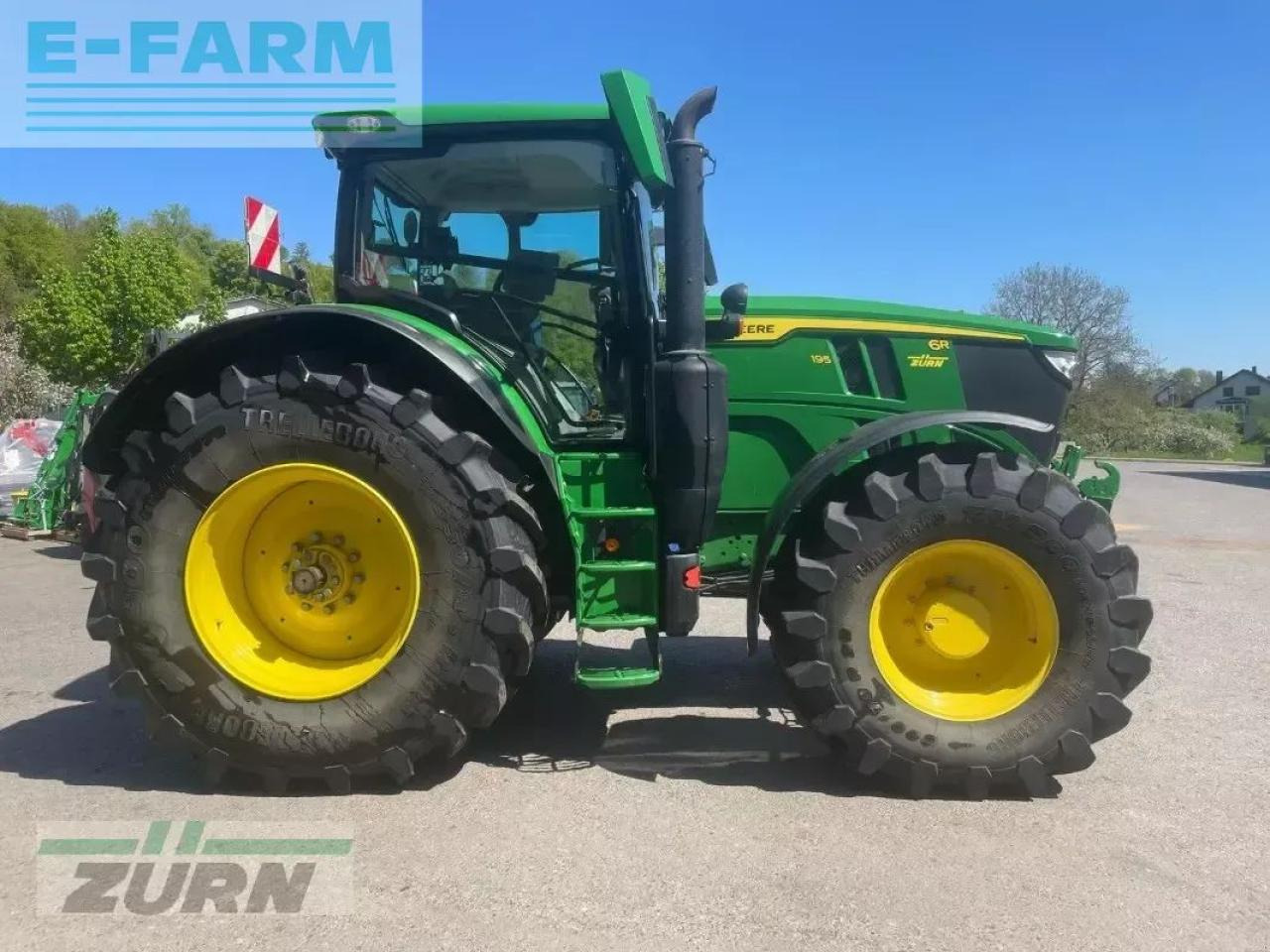 John Deere 6r195 / 6r 195 - Tractor: foto 1 John Deere 6r195 / 6r 195 - Tractor: foto 1