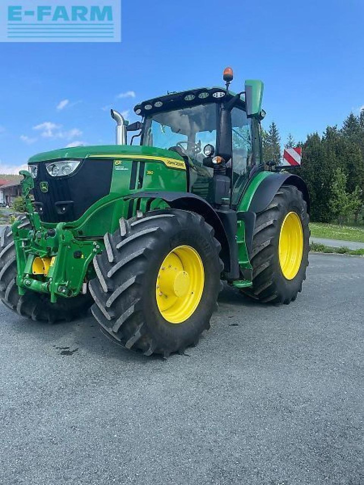 John Deere 6r250 - Tractor: foto 1 John Deere 6r250 - Tractor: foto 1
