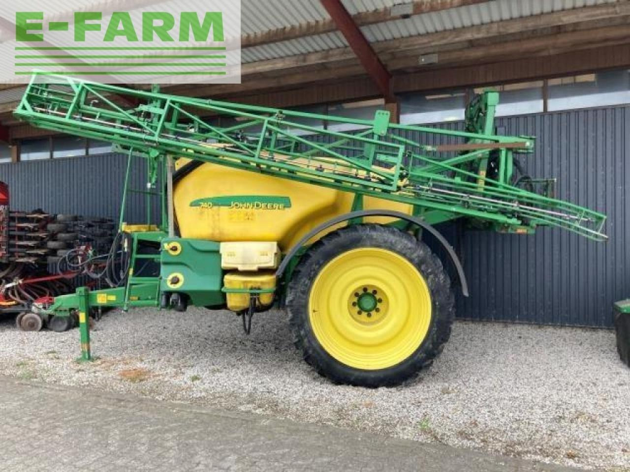 John Deere 740/24 - Pulverizador arrastrado: foto 2 John Deere 740/24 - Pulverizador arrastrado: foto 2