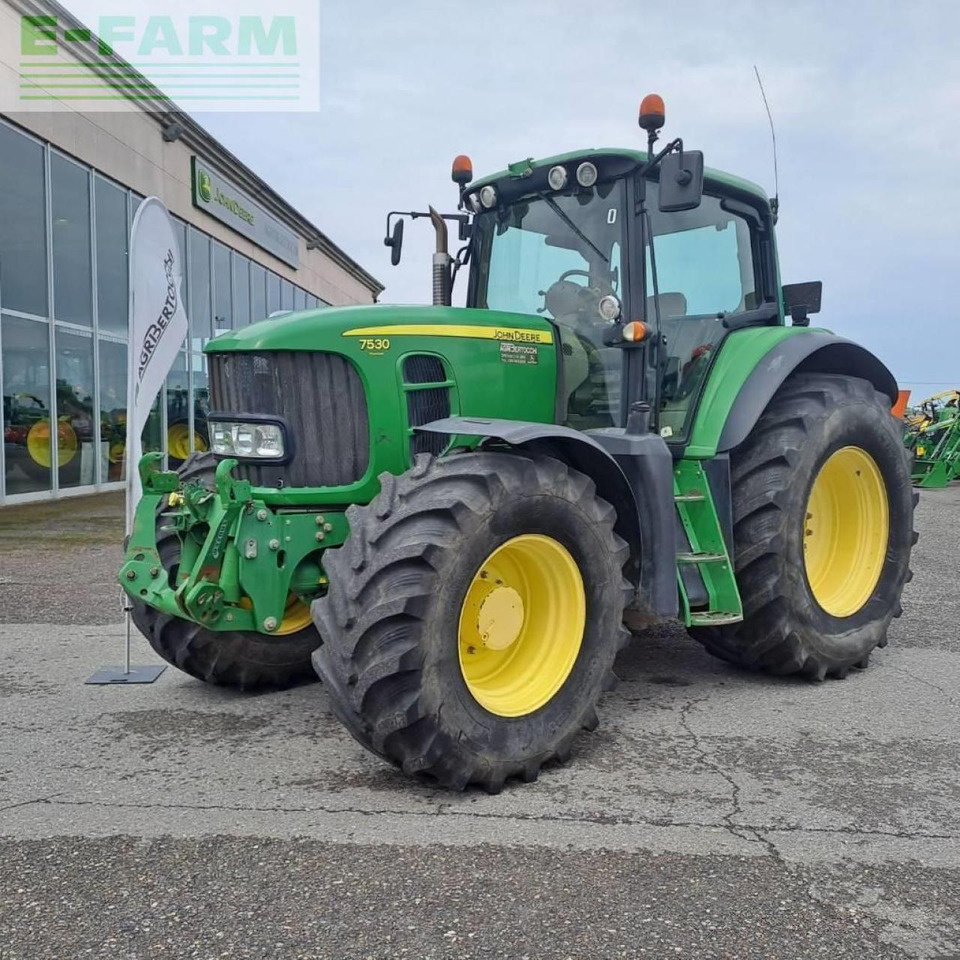John Deere 7530 premium - Tractor: foto 1 John Deere 7530 premium - Tractor: foto 1