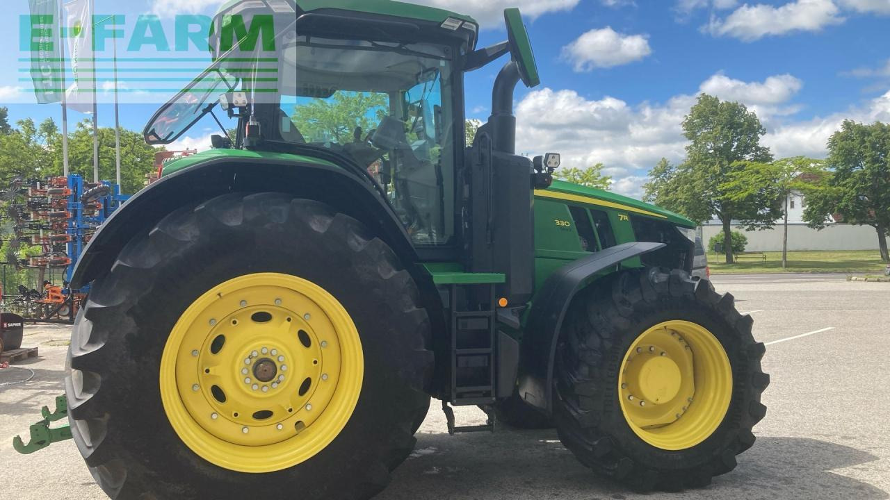 John Deere 7R 330 - Tractor: foto 5 John Deere 7R 330 - Tractor: foto 5