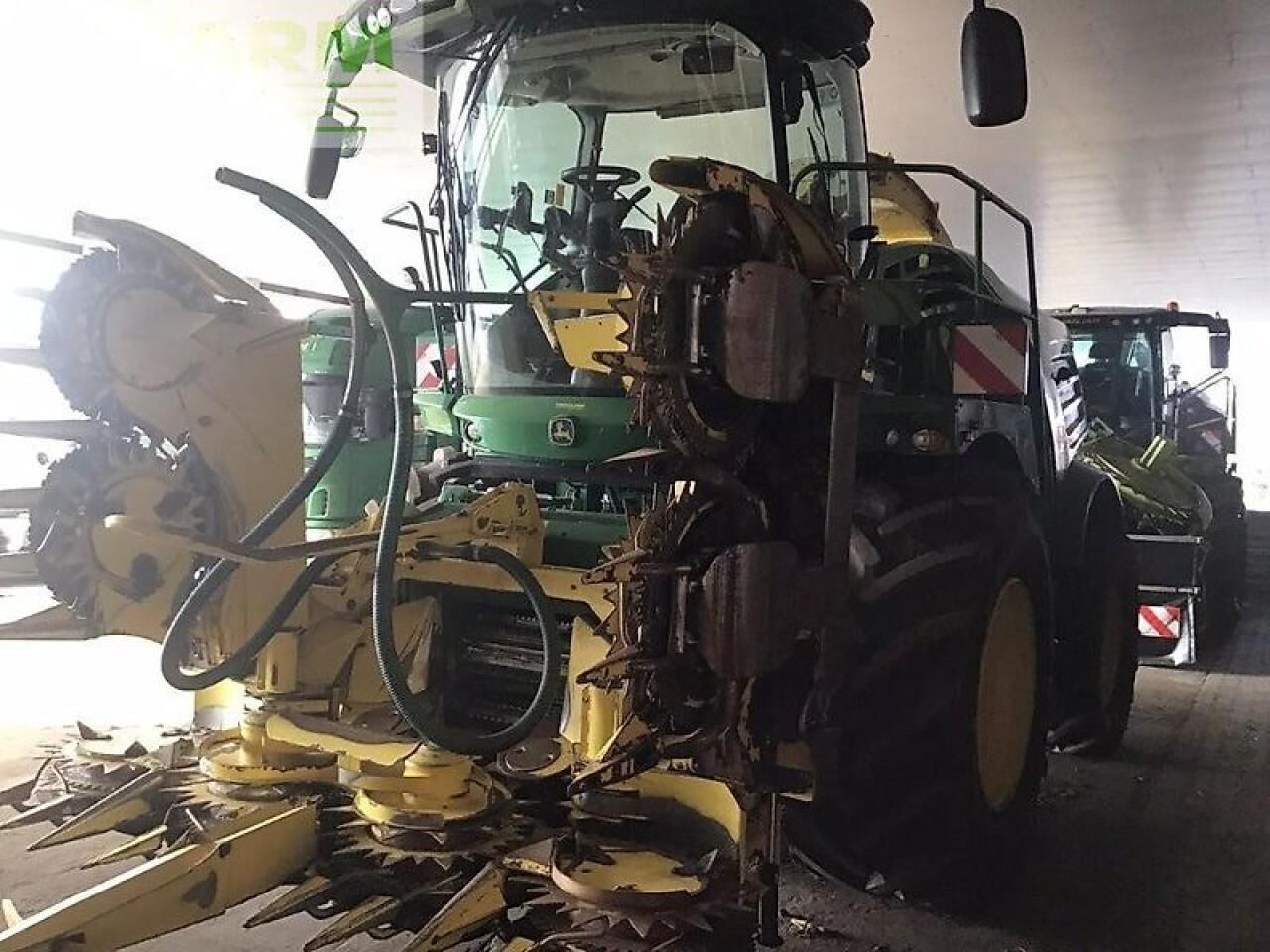 John Deere 8000 / 8100 - Cosechadora de forraje: foto 3 John Deere 8000 / 8100 - Cosechadora de forraje: foto 3