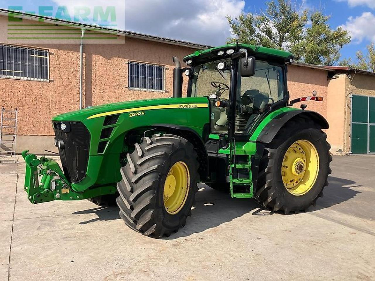 John Deere 8320r *powr shift* - Tractor: foto 1 John Deere 8320r *powr shift* - Tractor: foto 1