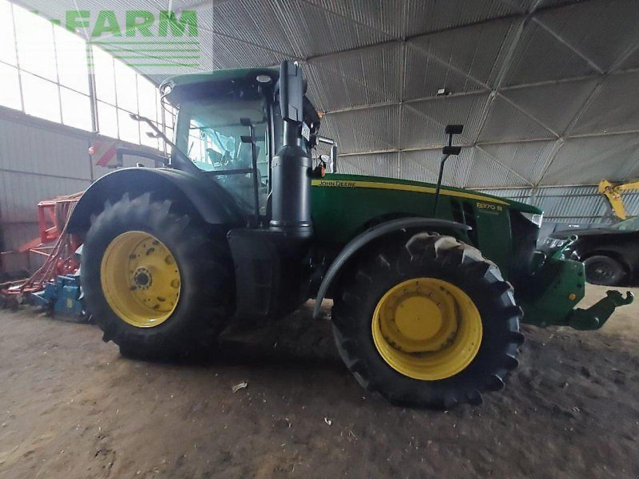 John Deere 8370 r - Tractor: foto 3 John Deere 8370 r - Tractor: foto 3
