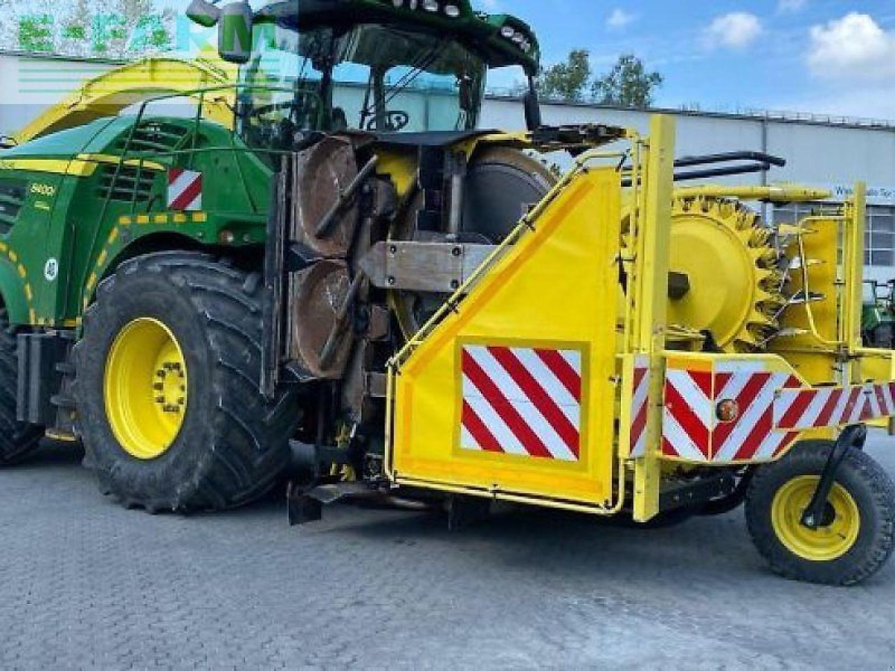 John Deere 8400i stalkbuster - Cosechadora de forraje: foto 1 John Deere 8400i stalkbuster - Cosechadora de forraje: foto 1