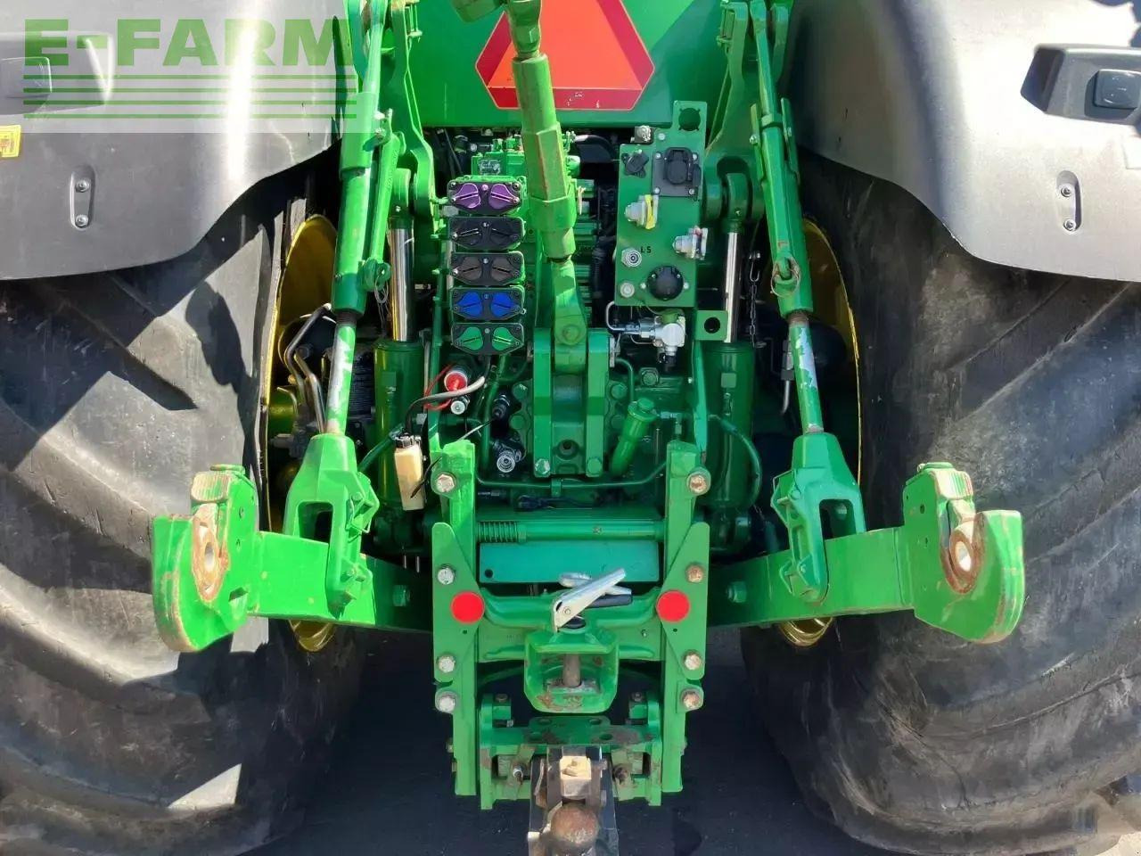 John Deere 8400r - Tractor: foto 2 John Deere 8400r - Tractor: foto 2