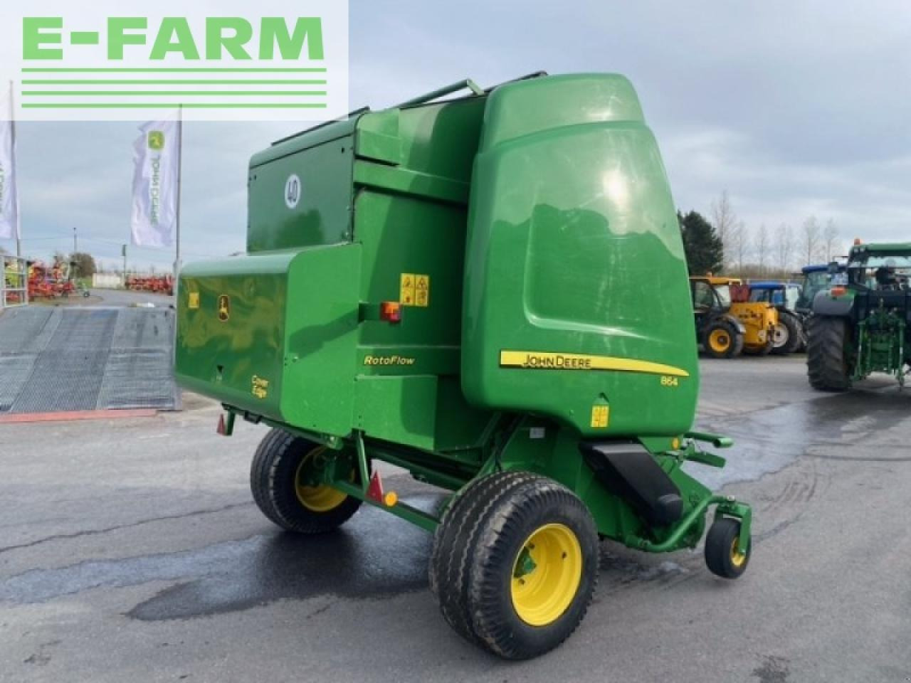 John Deere 864 - Empacadora de pacas cuadradas: foto 4 John Deere 864 - Empacadora de pacas cuadradas: foto 4