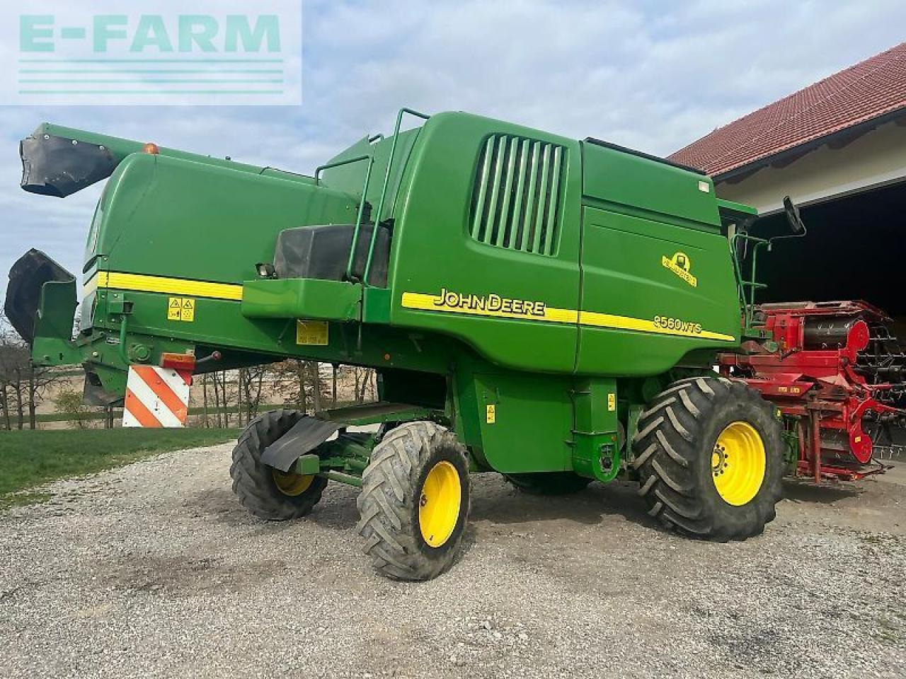 John Deere 9560 - Cosechadora de granos: foto 2 John Deere 9560 - Cosechadora de granos: foto 2