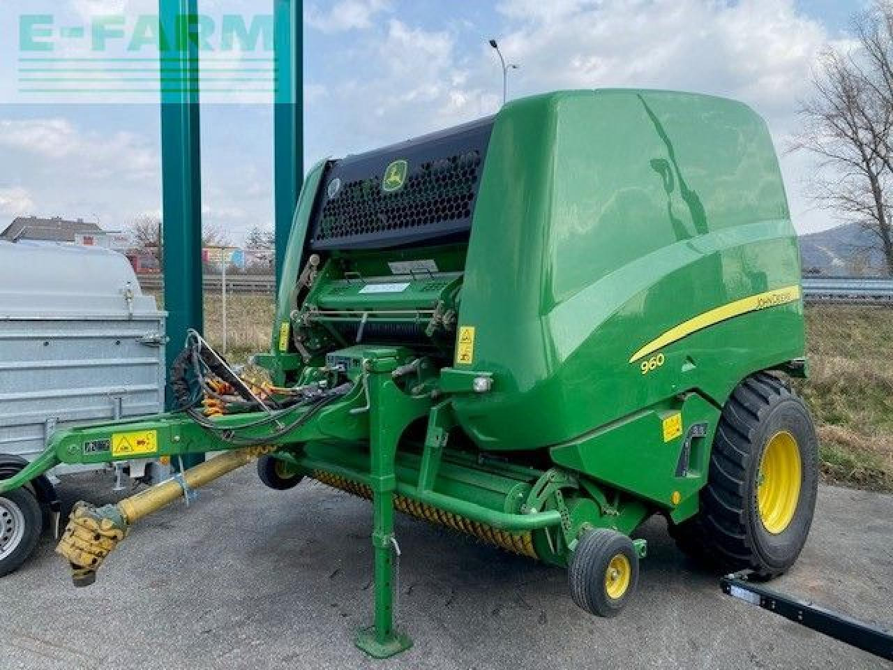 John Deere 960 - Empacadora de pacas cuadradas: foto 1 John Deere 960 - Empacadora de pacas cuadradas: foto 1