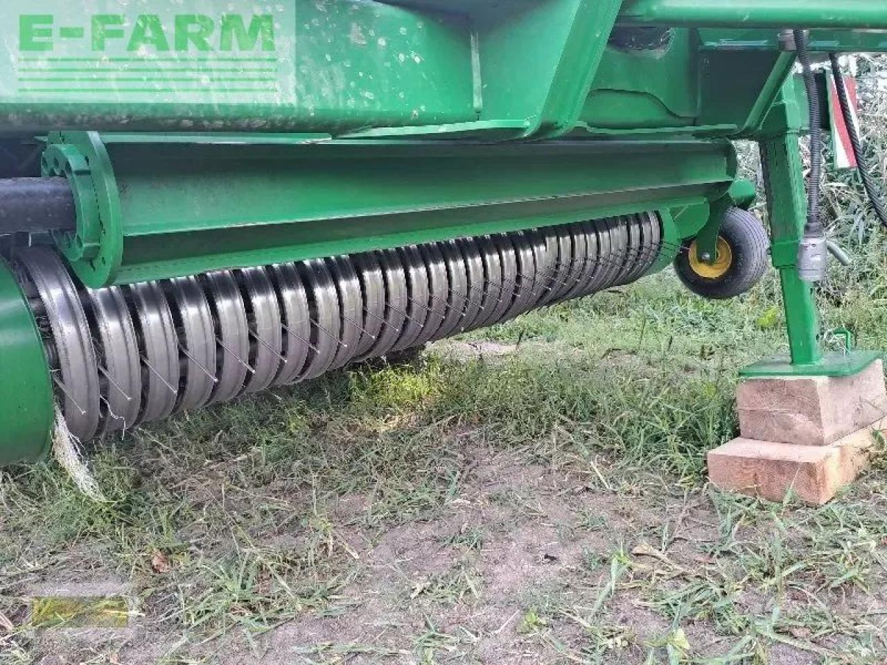 Empacadora de pacas cuadradas John Deere c461r: foto 12 Empacadora de pacas cuadradas John Deere c461r: foto 12