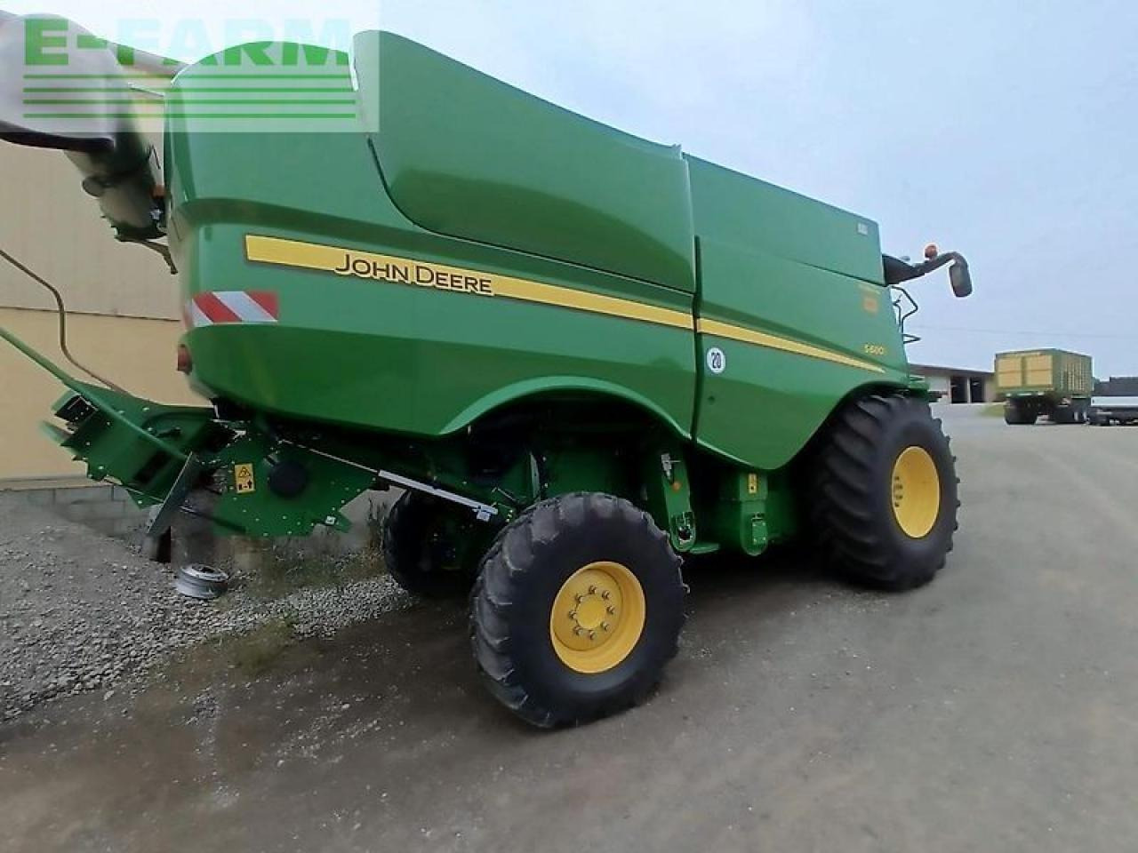 John Deere s680 hm mit geringhoff 630 variostar - Cosechadora de granos: foto 4 John Deere s680 hm mit geringhoff 630 variostar - Cosechadora de granos: foto 4