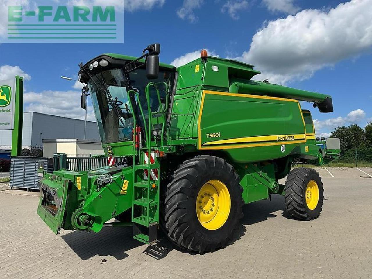John Deere t560 hm - Cosechadora de granos: foto 1 John Deere t560 hm - Cosechadora de granos: foto 1