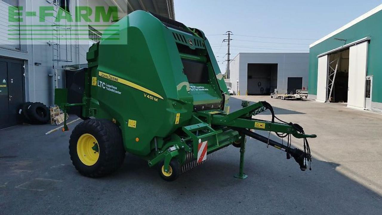 John Deere v 451 m hc25 - Empacadora de pacas cuadradas: foto 2 John Deere v 451 m hc25 - Empacadora de pacas cuadradas: foto 2