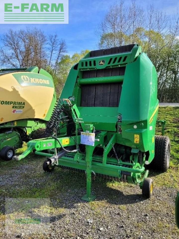 John Deere v461m - Empacadora de pacas cuadradas: foto 1 John Deere v461m - Empacadora de pacas cuadradas: foto 1